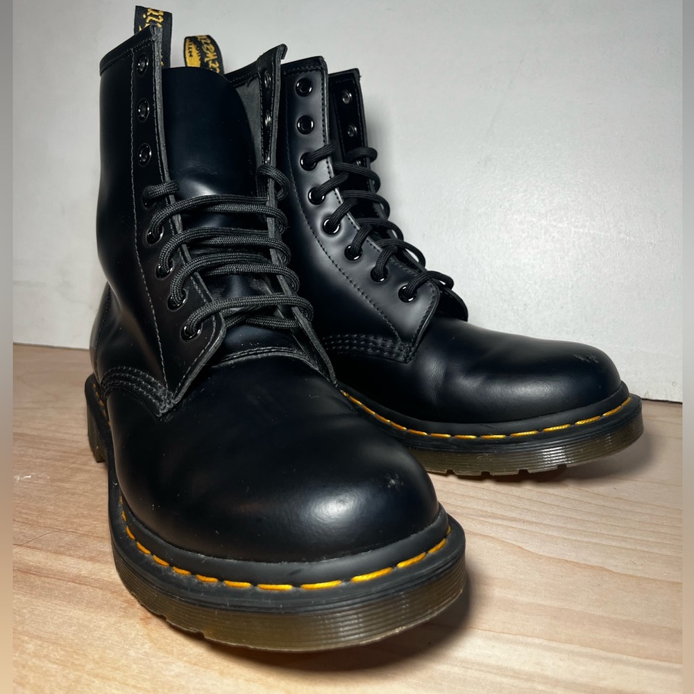 Dr.Martens | Women’s Size 9 | Classic Boot | Medium W - Picture 2 of 9